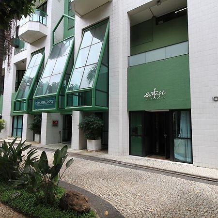 Promenade Champagnat Hotel เบโลโอรีซอนชี ภายนอก รูปภาพ